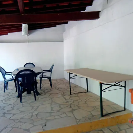 Violeta Com Chamine منزل للإقامة *