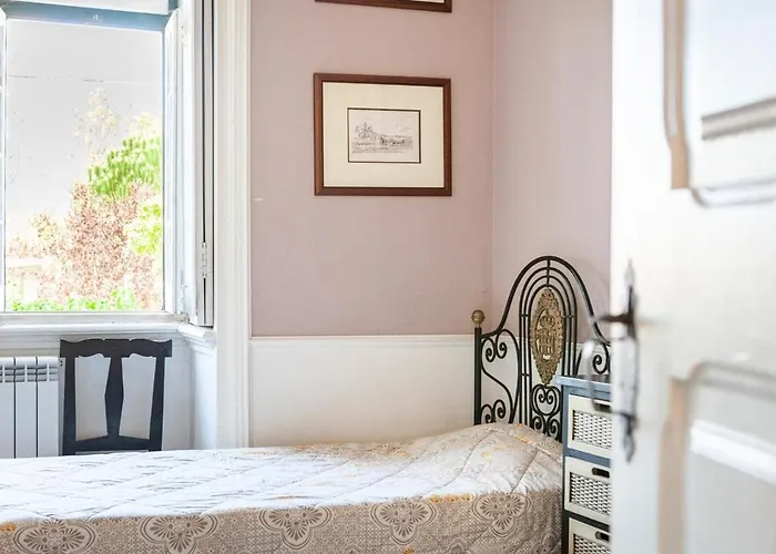 Violeta Com Chamine Δωμάτια σε οικογενειακή κατοικία Ramalhal